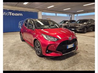 TOYOTA Yaris 1.5h premiere