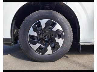 FORD E transit custom v710 320 64kwh 136cv trend l1h1