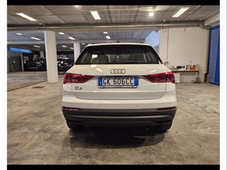 AUDI Q3 45 1.4 tfsi e business s-tronic